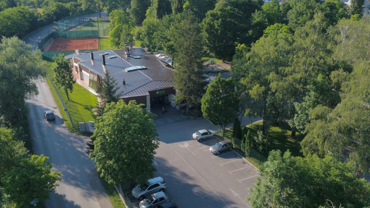 Villas And Apartments Oaza Ilidža Zewnętrze zdjęcie